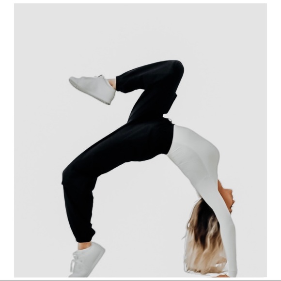 Asymmetrical Premium Micro Ribbed Modal Square Neck Long Sleeve Bodysuit NWT - Picture 11 of 13